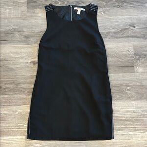 Forever 21 Black Sleeveless Dress